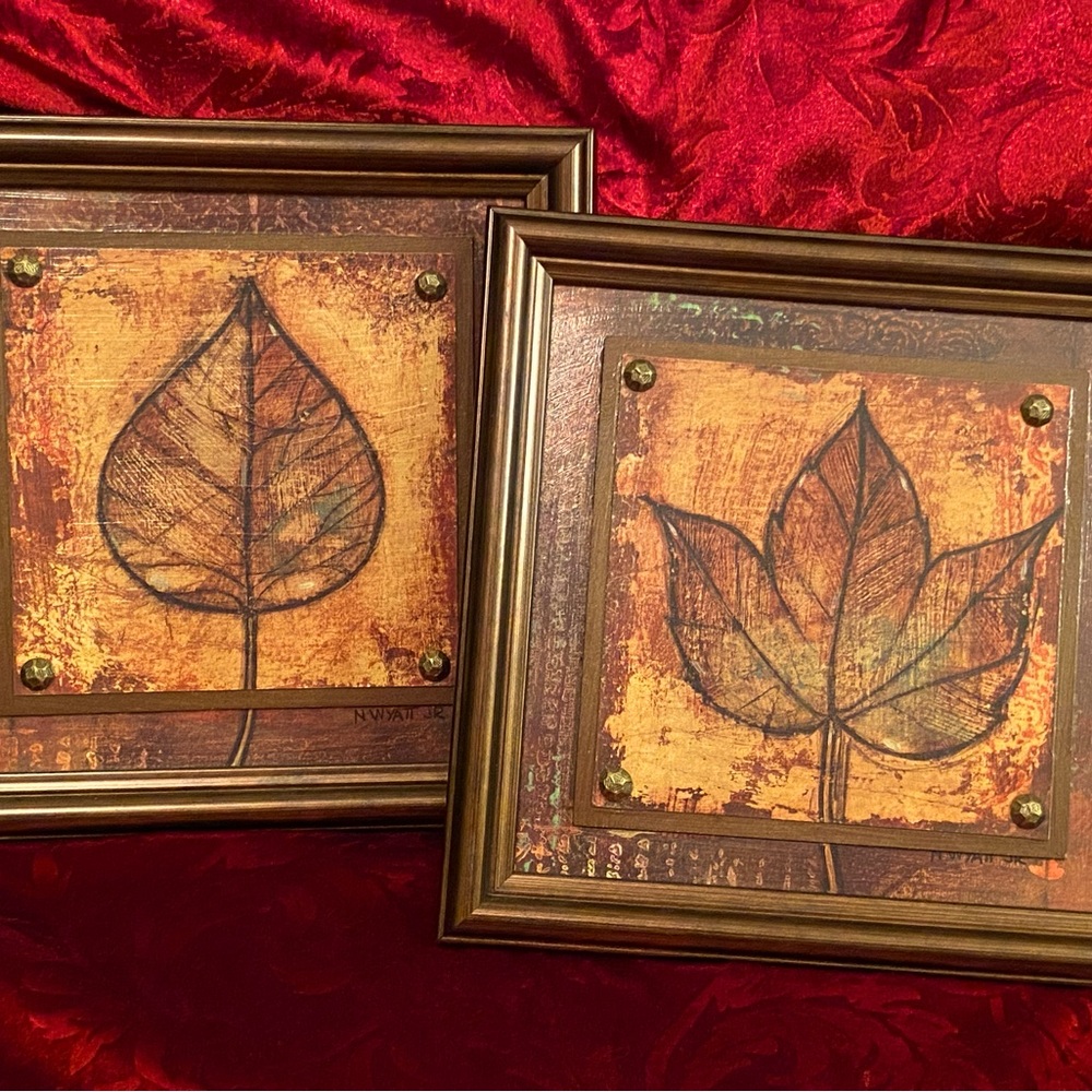 2 small square oil paintings of 2 kinds of leaves.   Each R 9.25 X 9.25 inches.